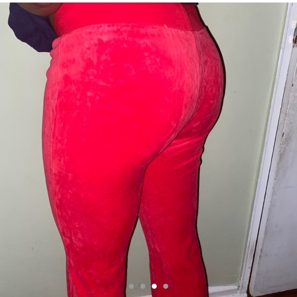 Red Juicy Couture sweatsuit 🍒 - Picture 4 of 4